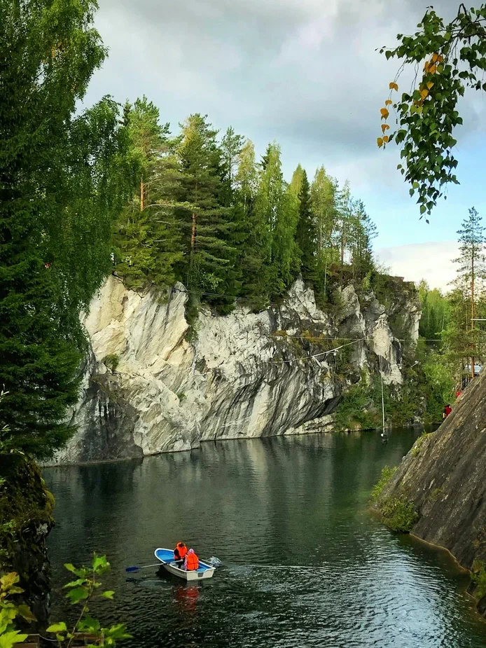 Карельские водопады и парк Рускеала
