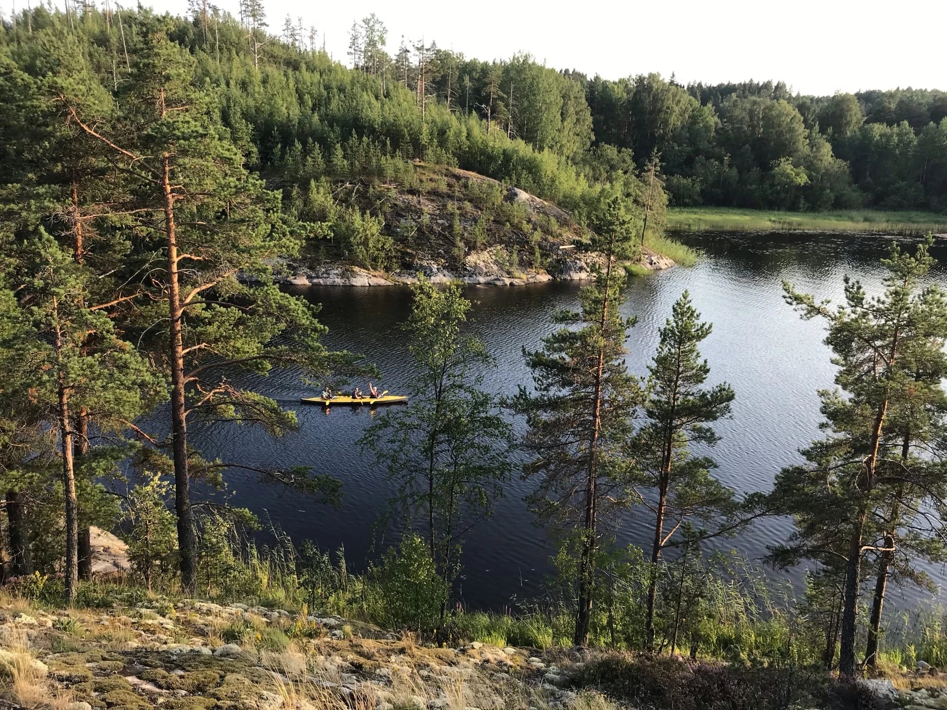 Недельное путешествие на байдарках по Ладожским шхерам в Карелии