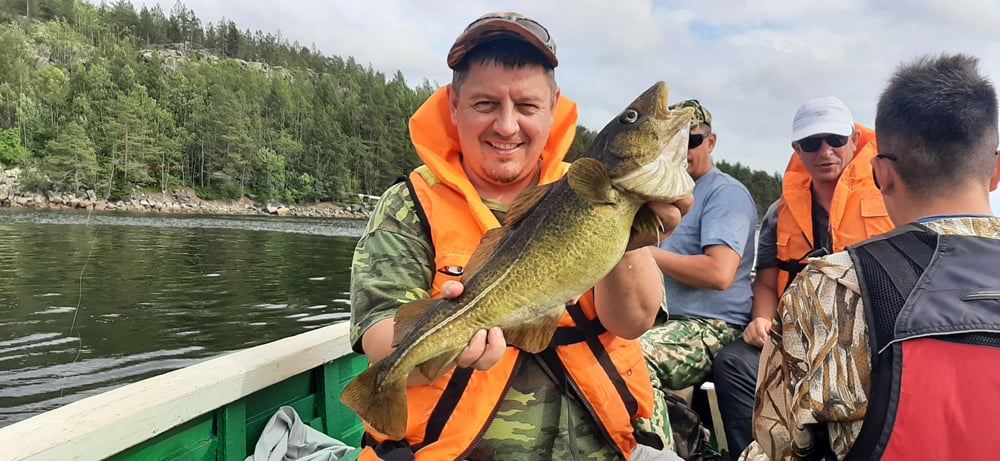 Морская рыбалка на треску на Кольском полуострове