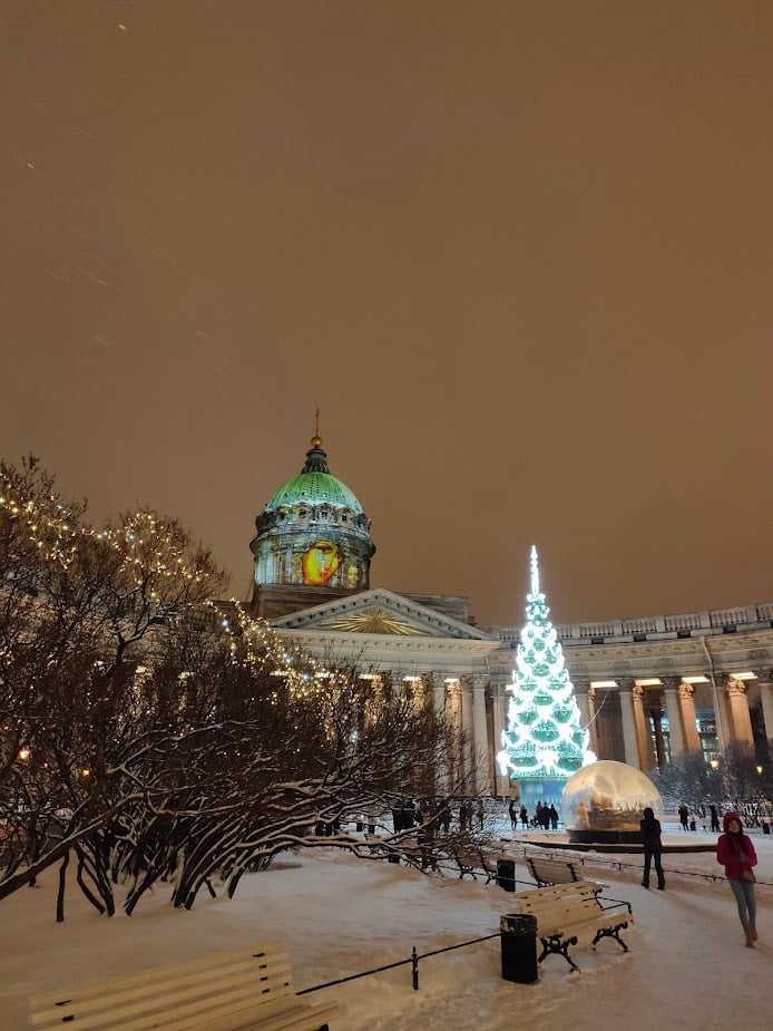 Волшебное Рождество в Санкт-Петербурге и Выборге
