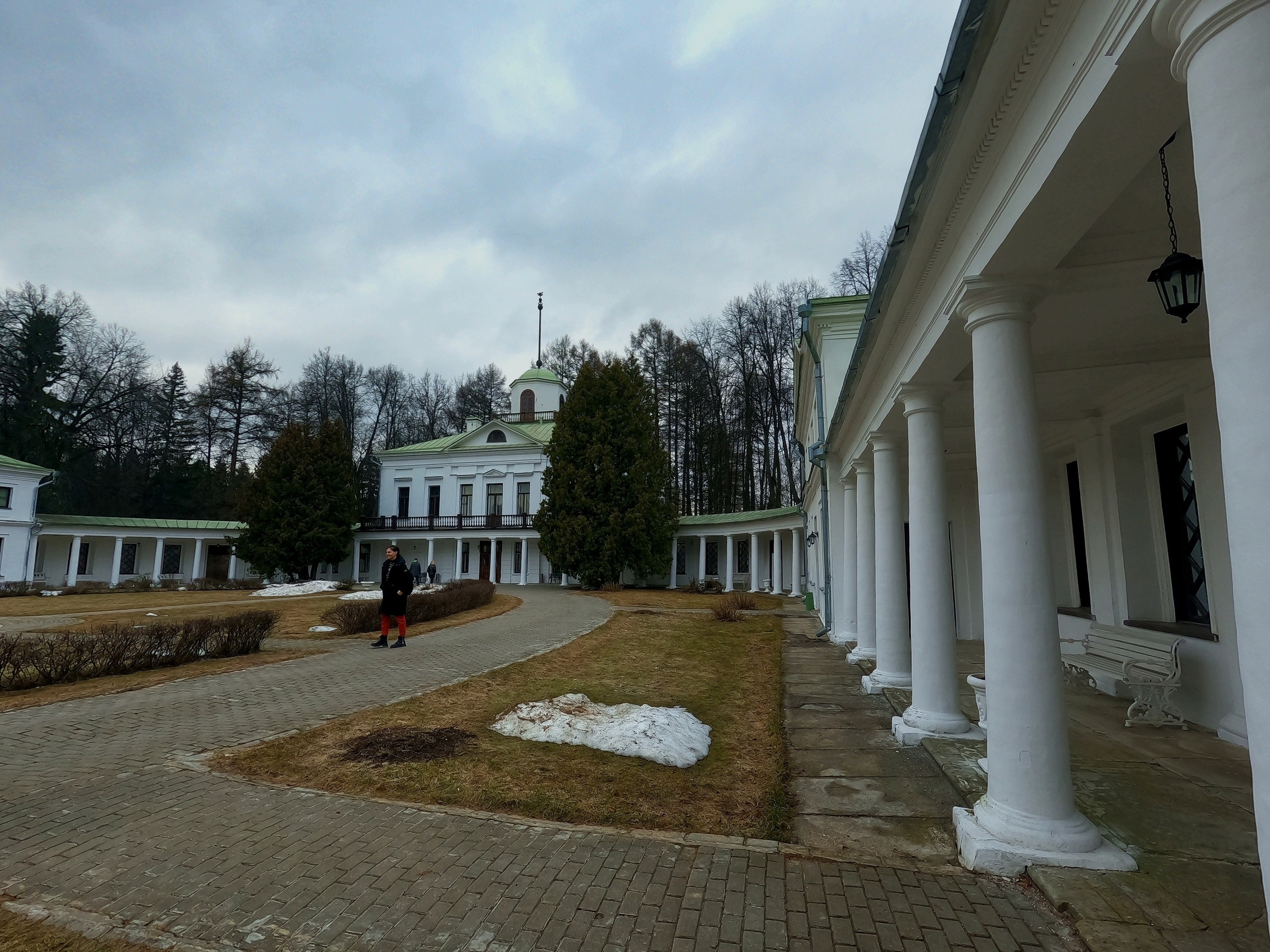 Арт-тур: красота природы и искусство в усадьбе Середниково