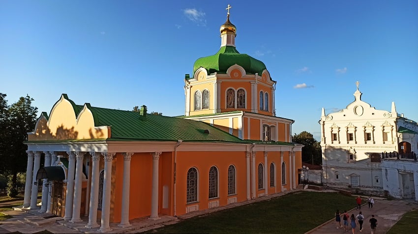 В гости к Сергею Есенину: автобусный тур из Москвы