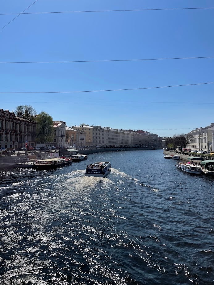 Классика двух столиц: Москва + Санкт-Петербург