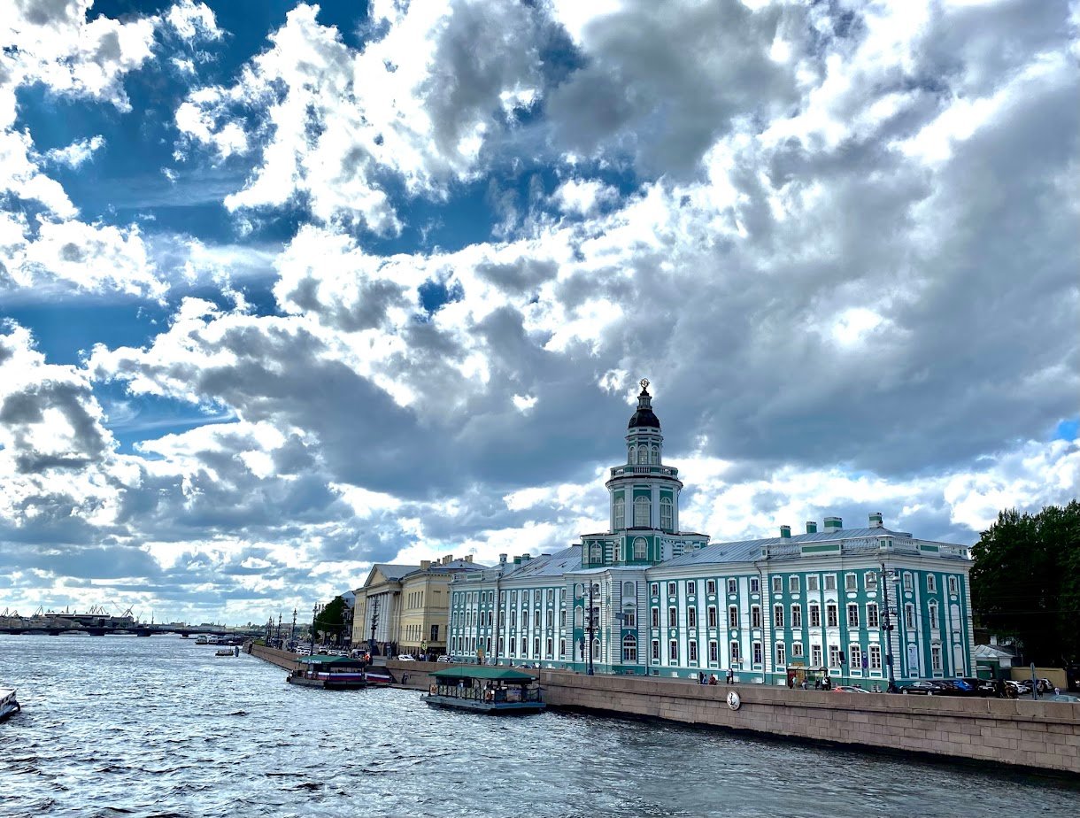 Экскурсия «Васильевский остров – остров музеев». Кунсткамера