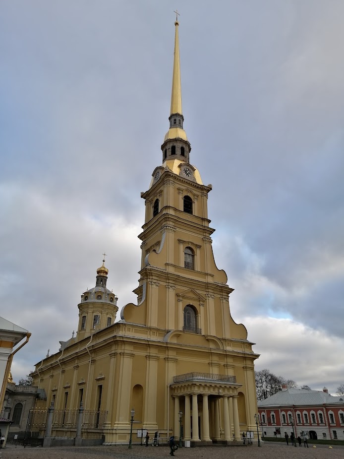 Два города — тысяча впечатлений: Санкт-Петербург и Псков